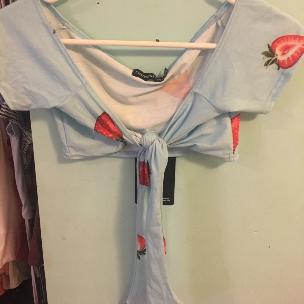 Strawberry tie top